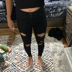 American Eagle Women's Black Distressed Jeans